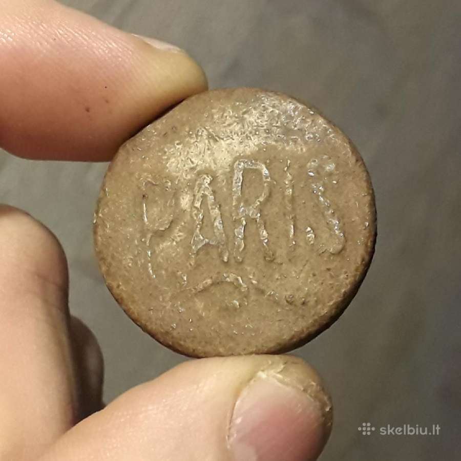 Koks čia medalis ar ženklas?