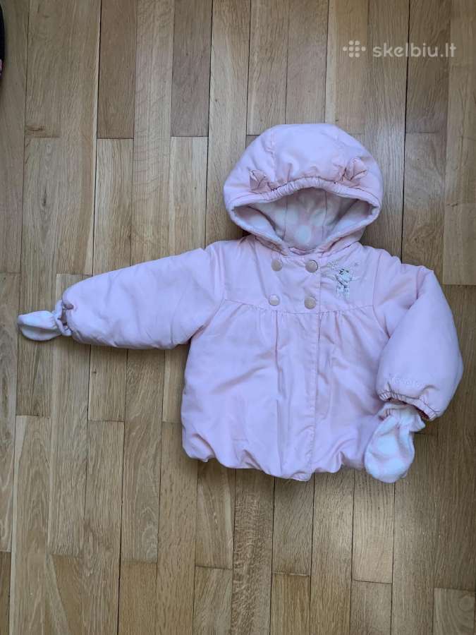 Carters striukė mergaitei