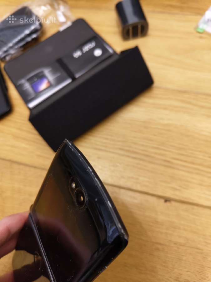 Motorola Razr 5G - nuotraukos Nr. 4