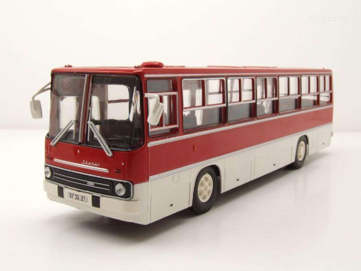 Ikarus 260.06 raudonai baltas