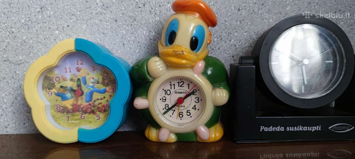 Pastatomi laikrodžiai