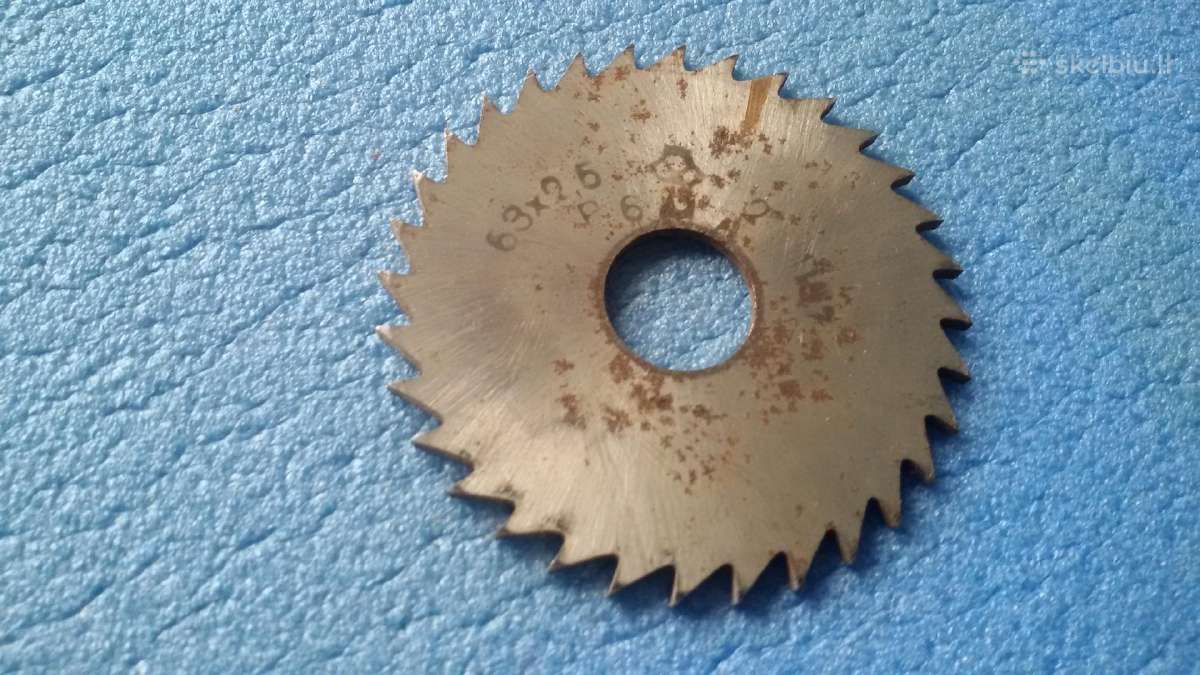 Freza metalui nenaudota