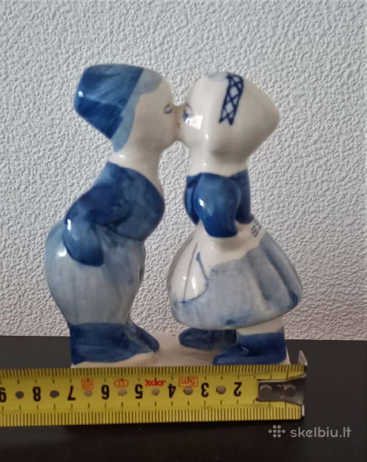Skulptūrėlė „Berniukas ir mergaitė bučiuojasi“. - nuotraukos Nr. 4