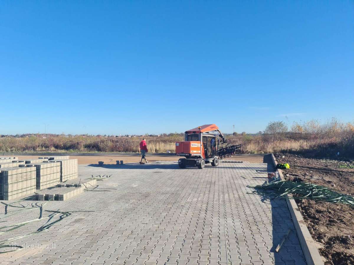 Gatvių, kelių, aikštelių įrengimas iš trinkelių - nuotraukos Nr. 9