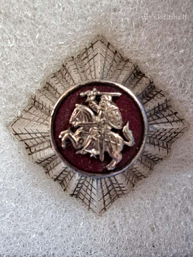 Žvaigždutė i antpečius