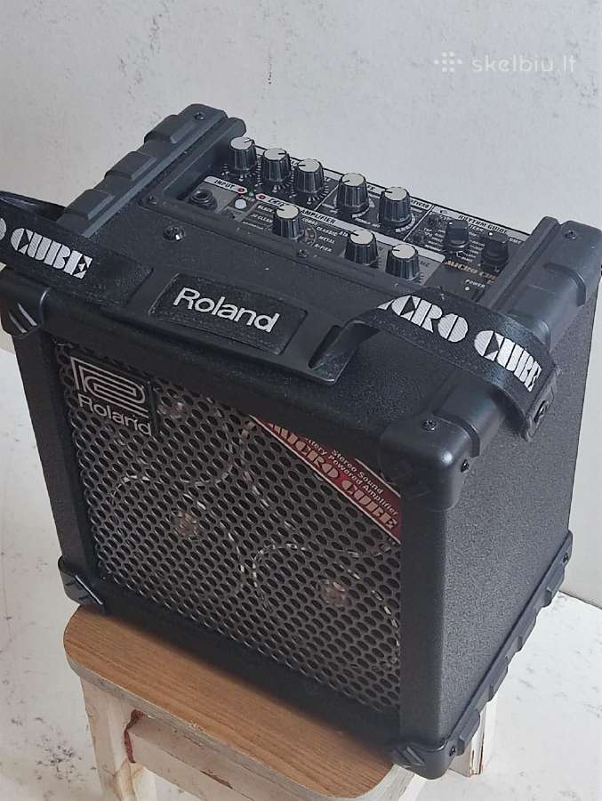 Elektrinės gitaros stiprintuvas Roland - nuotraukos Nr. 3