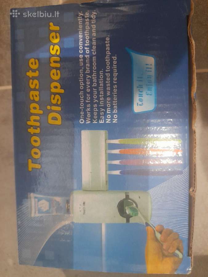 Dantų pastos ir šepetėliu laikiklis