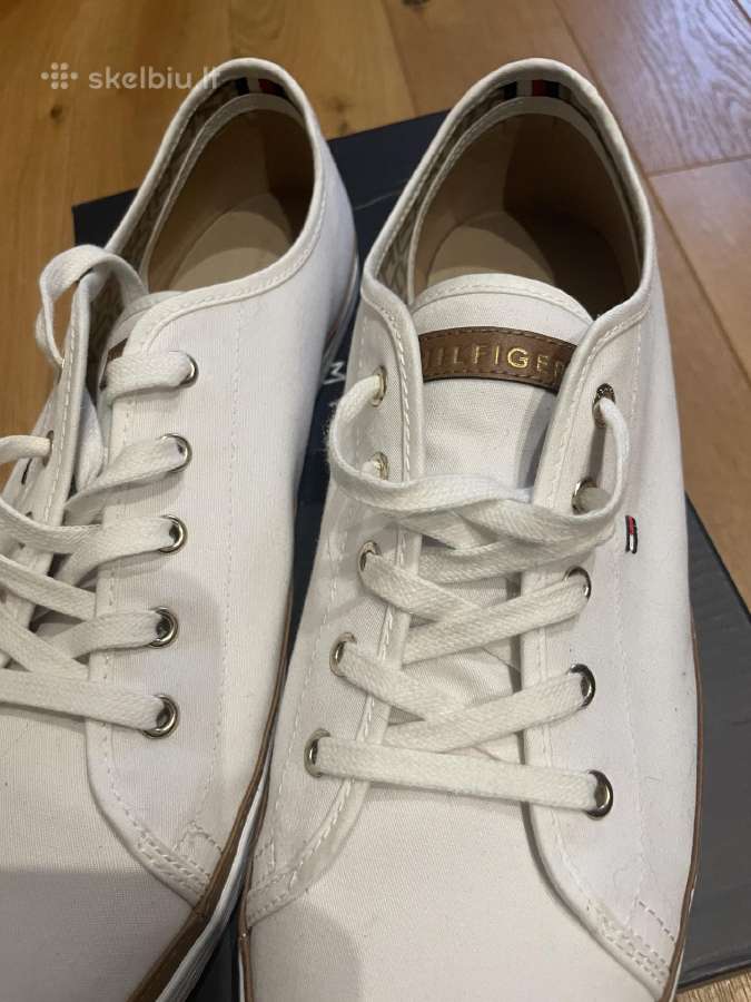 Tommy Hilfiger nauji - nuotraukos Nr. 3