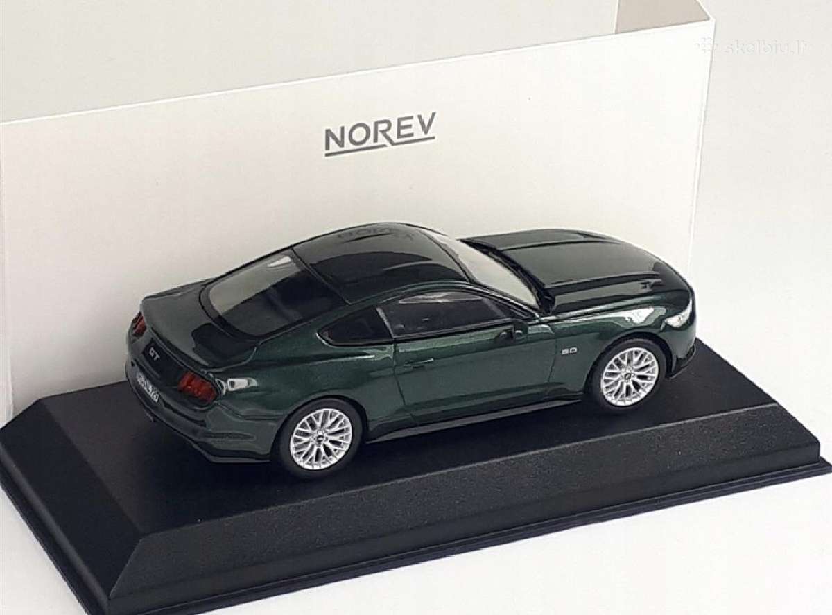 Ford Mustang - nuotraukos Nr. 2