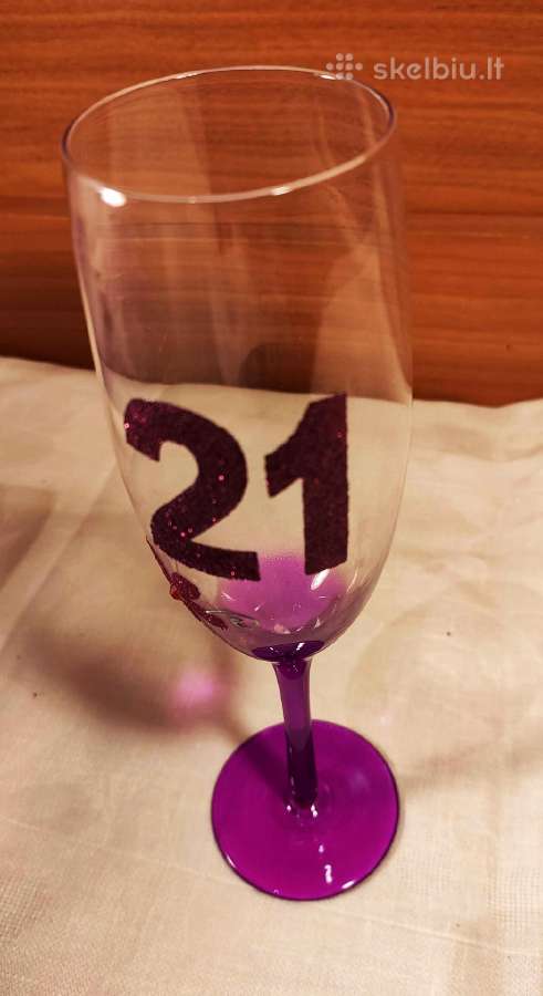 Šampano taurė 21 gimtadieniui - nuotraukos Nr. 3