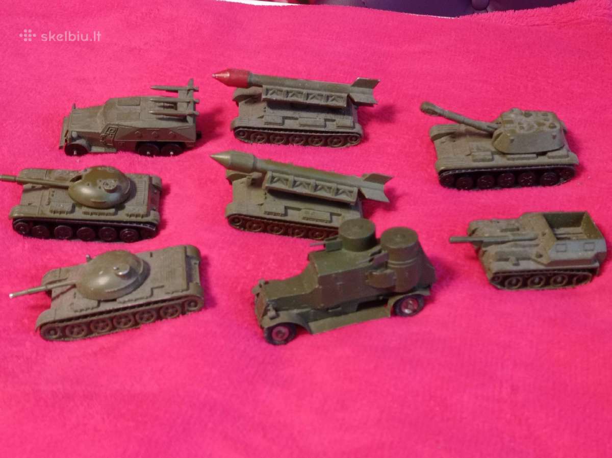 Tanku modeliukai sowjetiniai is metalo 1:72? 1:78?