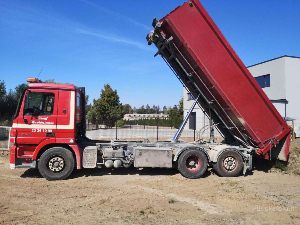 Bobcat Nuoma Vikšrinio Mini krautuvo nuoma. Skylės - nuotraukos Nr. 23