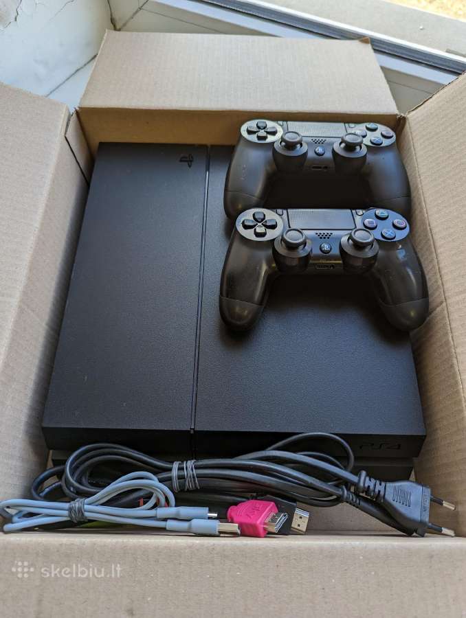Ps4 1tb 2 pulteliai 32 žaidimai