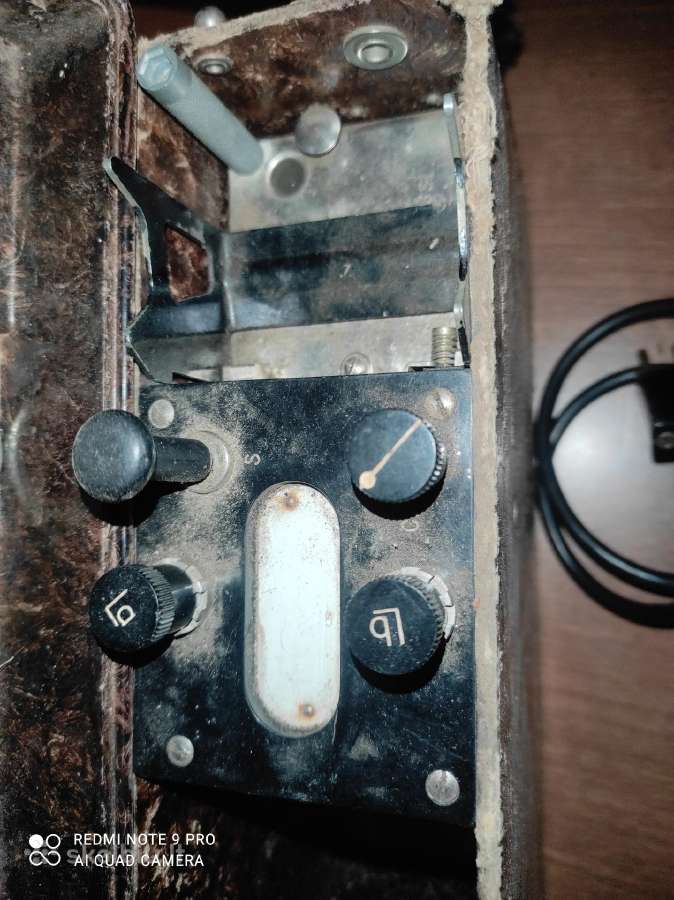Militaristika švedų telefonas - nuotraukos Nr. 9