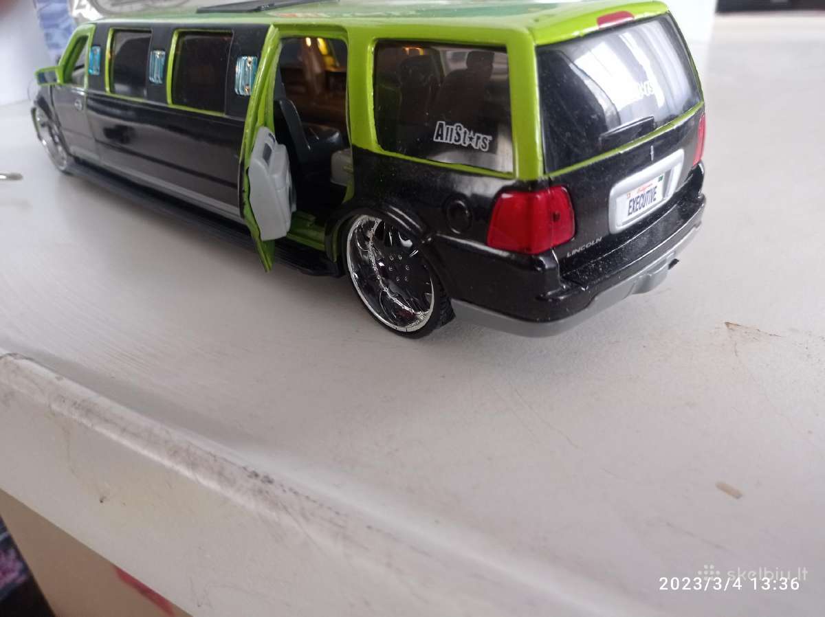 Lincoln Navigator limo 1:24 - nuotraukos Nr. 4