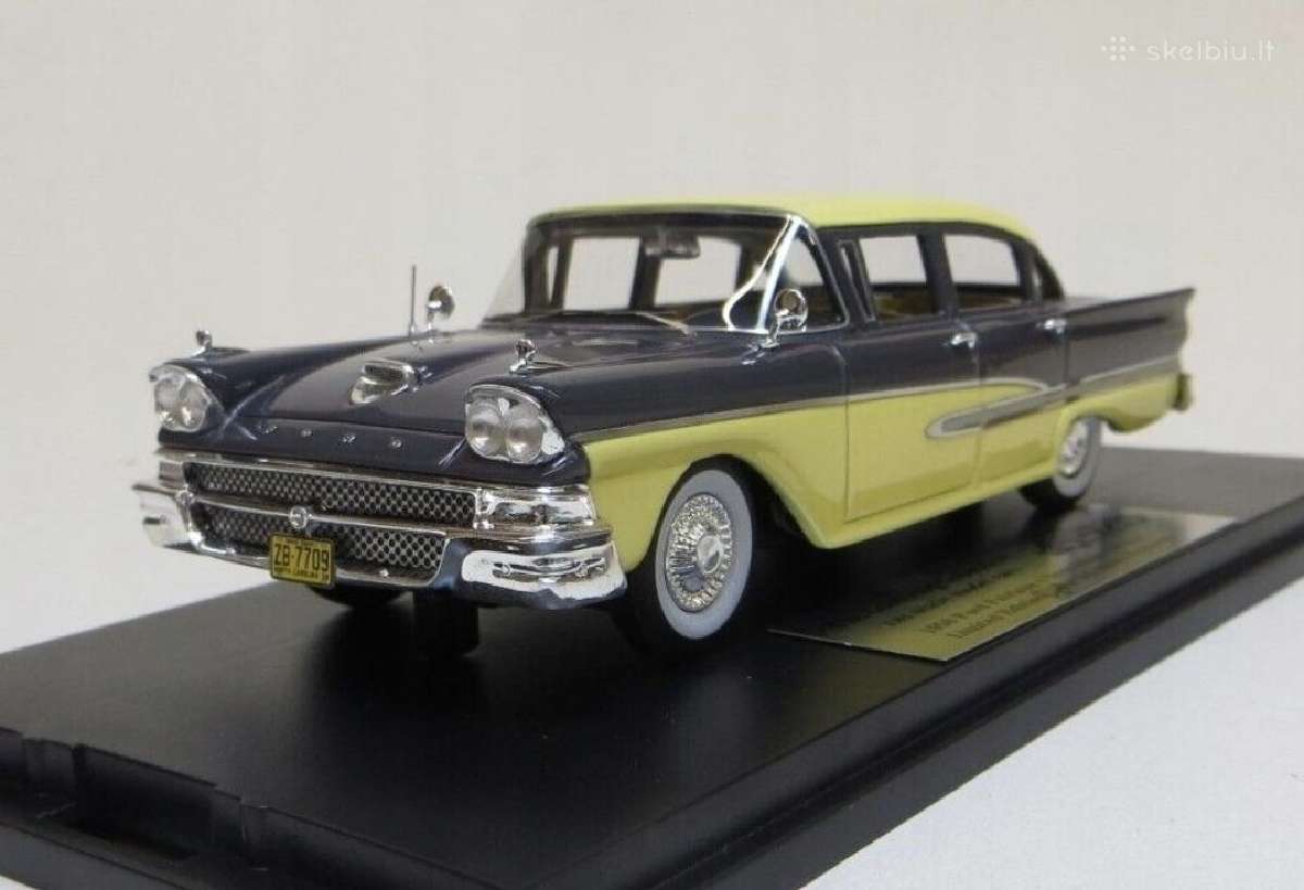 Ford Custom