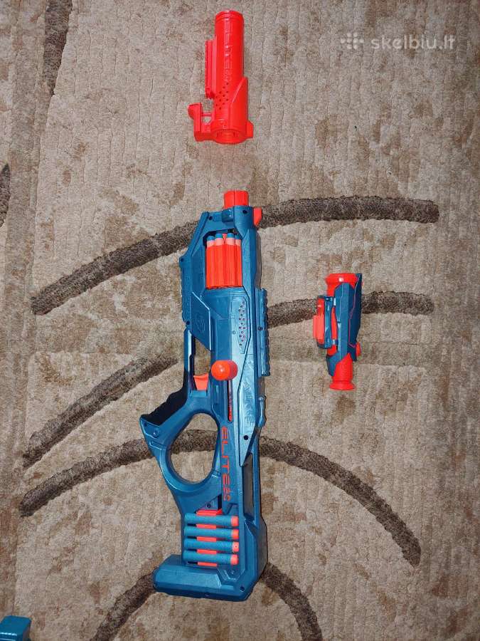 Nerf šautuvas
