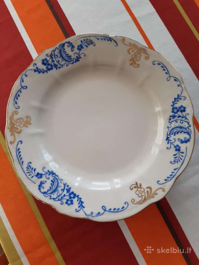 Parduodu lėkšteles 17 cm 6 vnt.