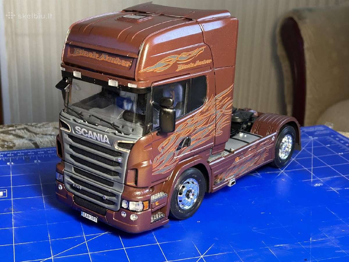 Parduodu 1/24 vilkiko Scania R730 modeli.