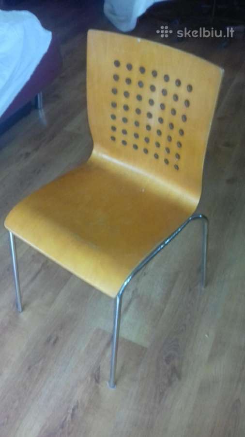 Kėdė kėdės