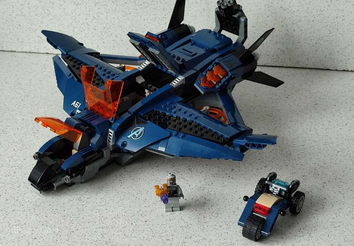 Lego Super Heroes 76126 Keršytojų Quinjet