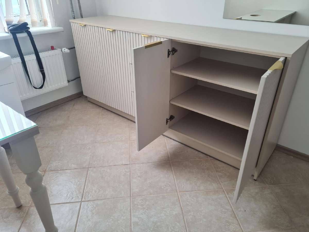 Manikiūro stalai, grožio salonams,LED veidrodžiai - nuotraukos Nr. 15