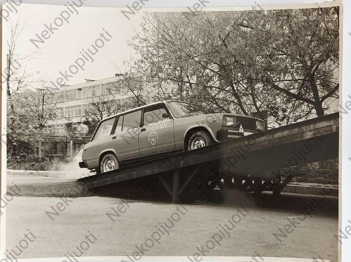 Nuotraukos su transporto priemonėmis 1950 / 1980