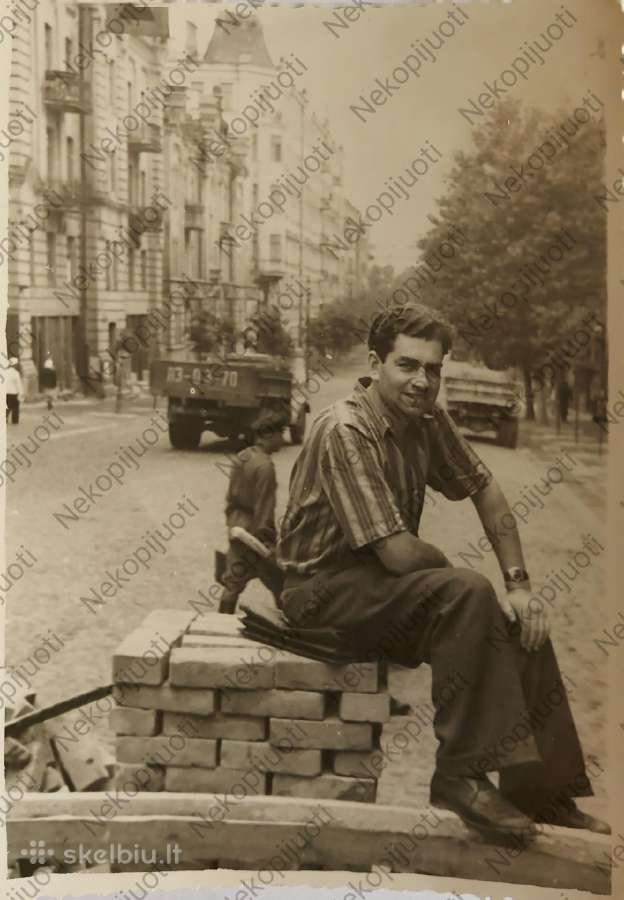 Nuotraukos su transporto priemonėmis 1950 / 1980 - nuotraukos Nr. 6