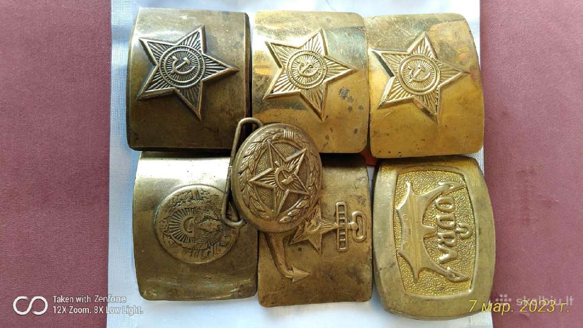 Karinės sovietmečio diržų sagtys