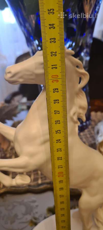 Statulelie Arklio Gobel