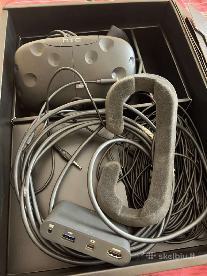 HTC Vive akiniai