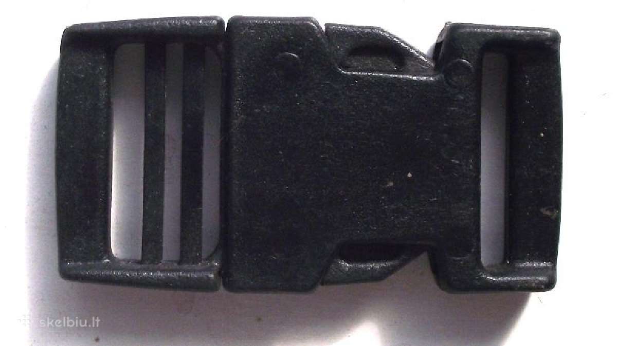 Užsegimas plastikinis juodas 65x35x10mm