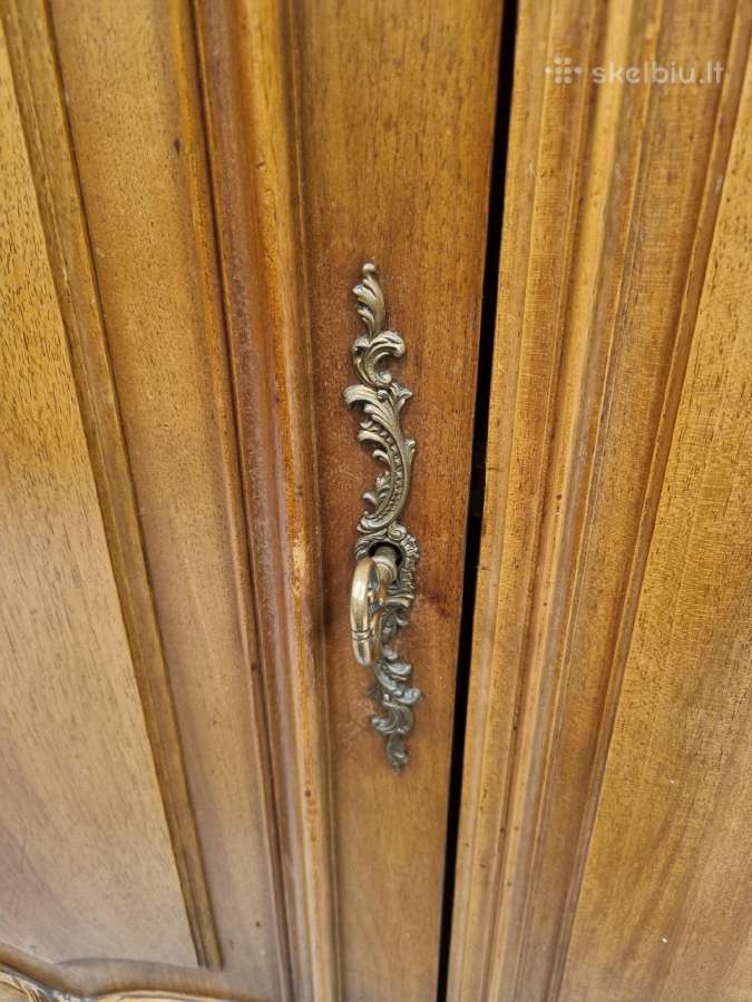Elegantiška komoda iš rešutmedžio . Prancizija - nuotraukos Nr. 7