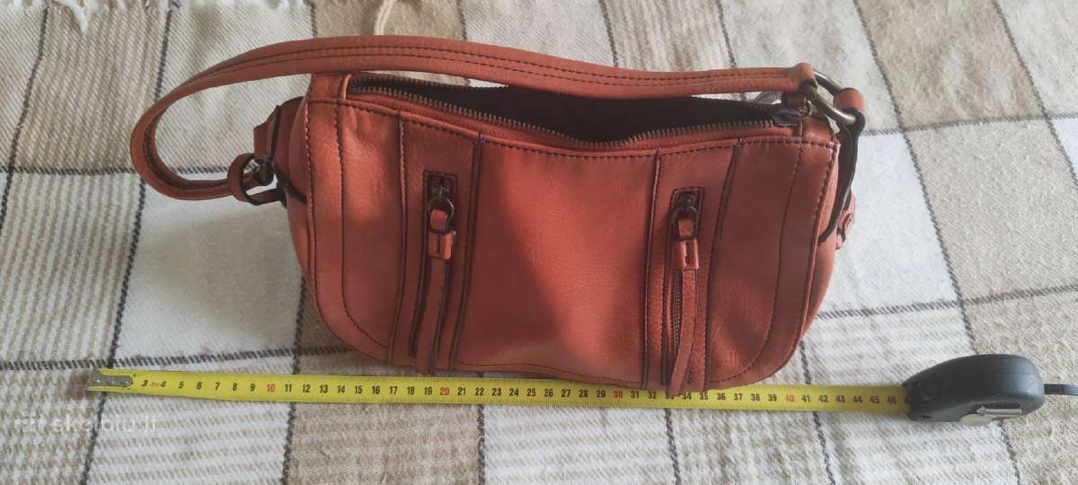 Benetton moteriška rankinė