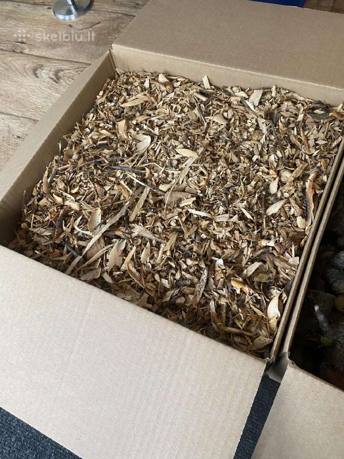 Rūkinimui-obels drožlės, alksnio ir obels kubeliai