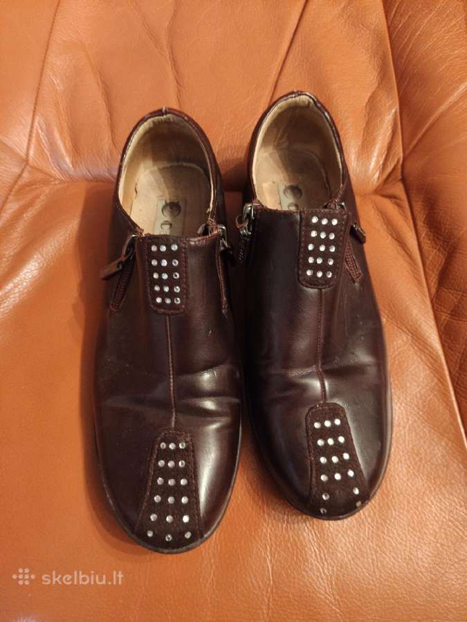 Bordo spalvos bateliai 34 dydis