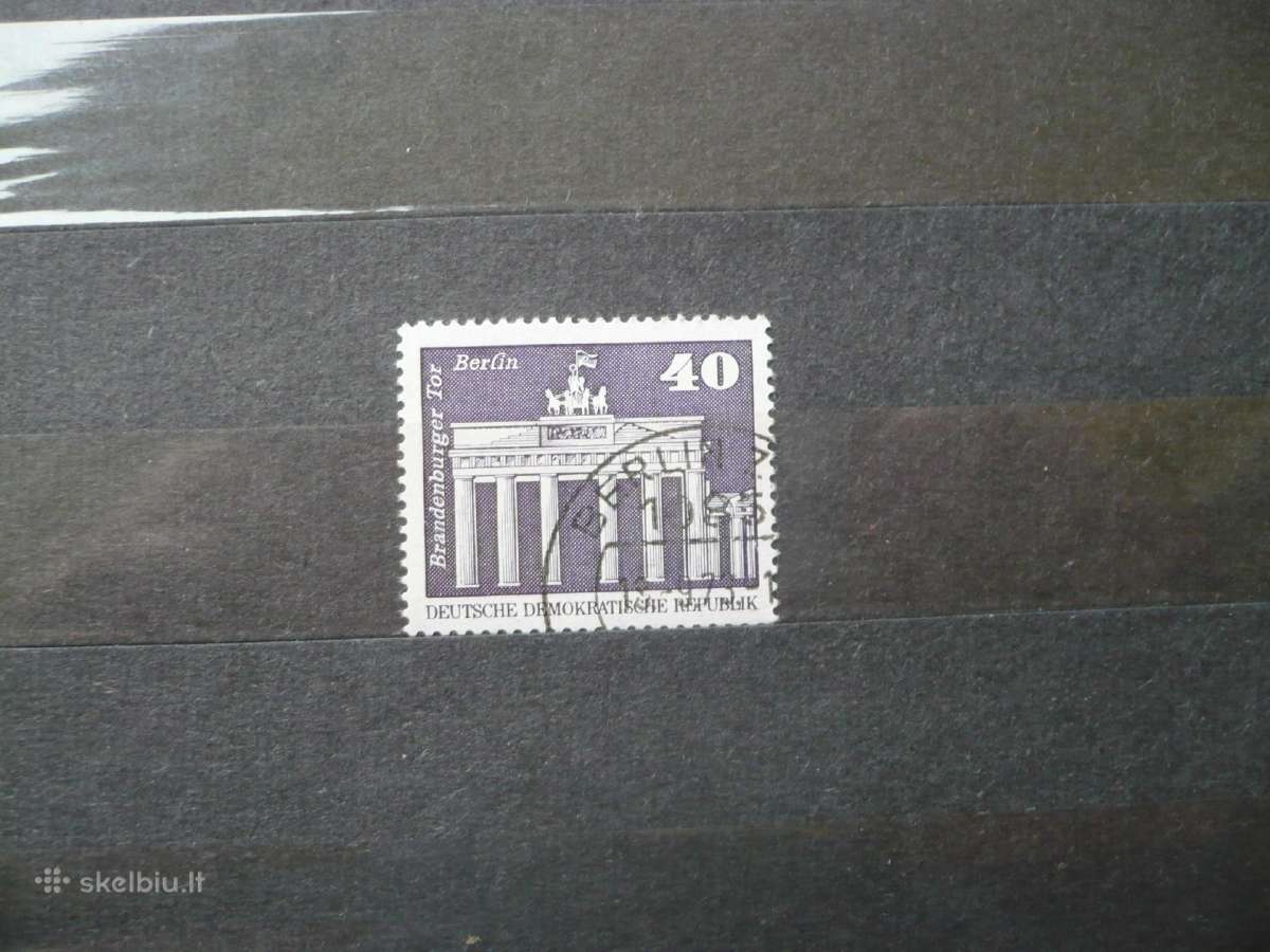 1973 m. pastatai – Brandenburgo vartai