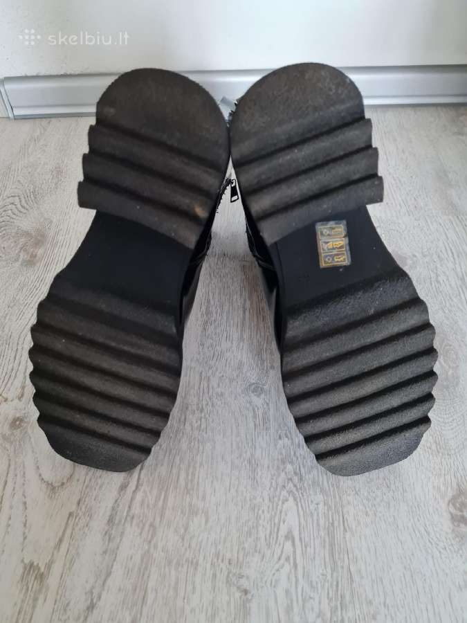 Moteriški auliniai Cropp batai - nuotraukos Nr. 5