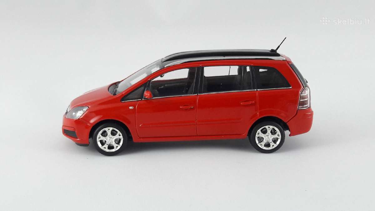 1/43 modeliukai Opel Zafira B