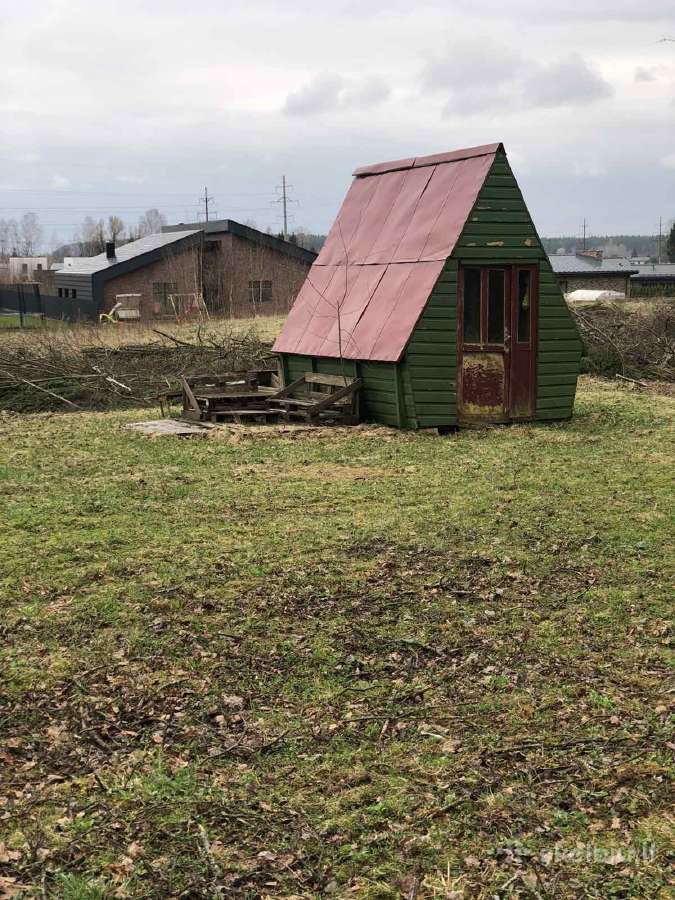 Skubiai Parduodamas bitininko namelis