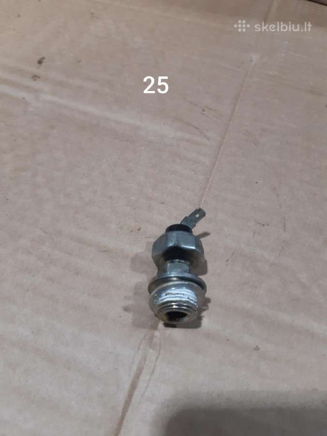 Subaru Outback 2009 2.5 variklio detalės - nuotraukos Nr. 25