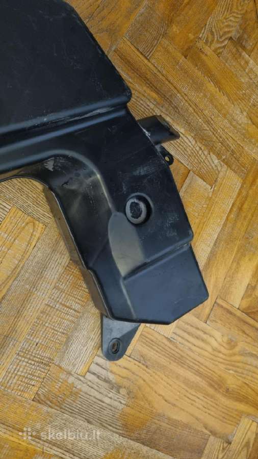 Audi A4 B6 Universalas Subwoofer Garsiakalbis - nuotraukos Nr. 2