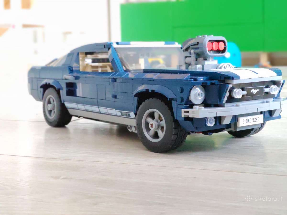 Lego Creator Expert Ford Mustang Skelbiu Lt