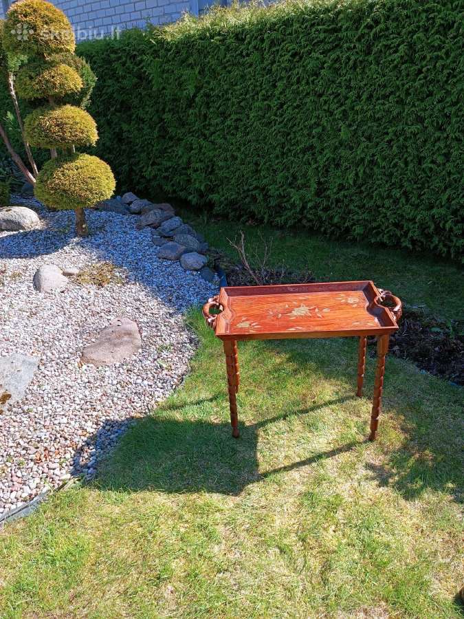Serviravimo staliukas su žalvario motyvais - nuotraukos Nr. 23