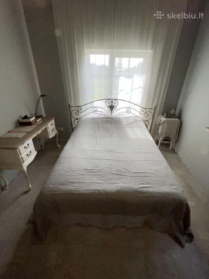 Geležinė kalvio darbo lova