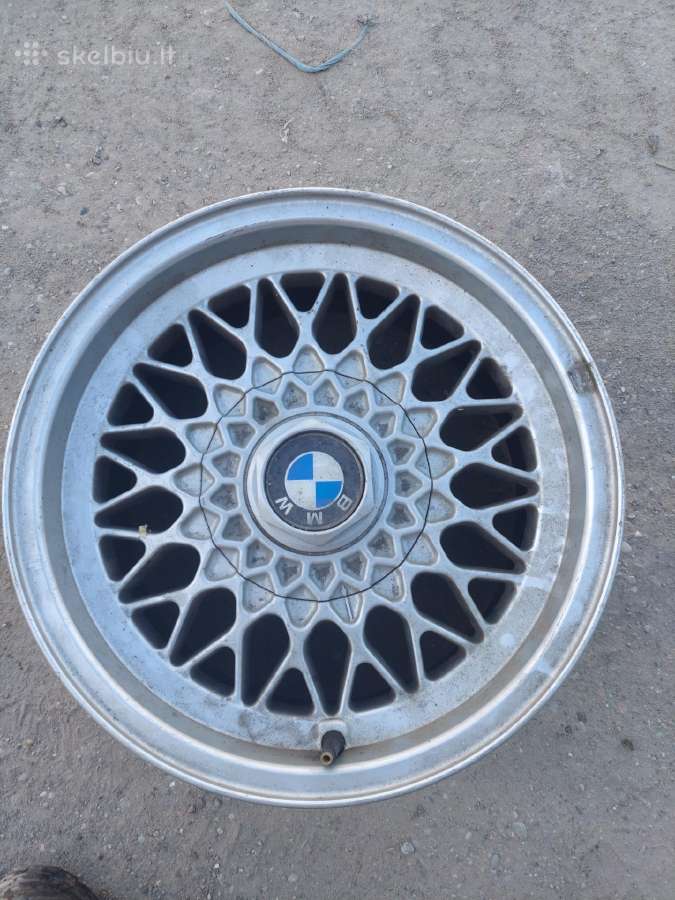Bmw ratlankiai