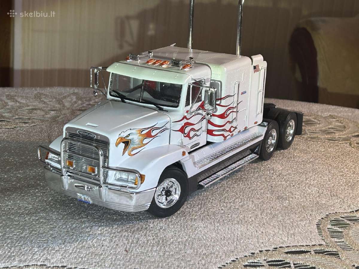 Parduodu modeli Freightliner Fld 120 Special - nuotraukos Nr. 5