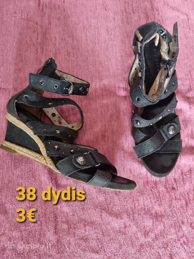 Moteriška avalynė - nuotraukos Nr. 15
