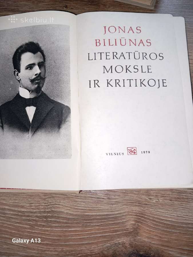 Knyga - nuotraukos Nr. 2