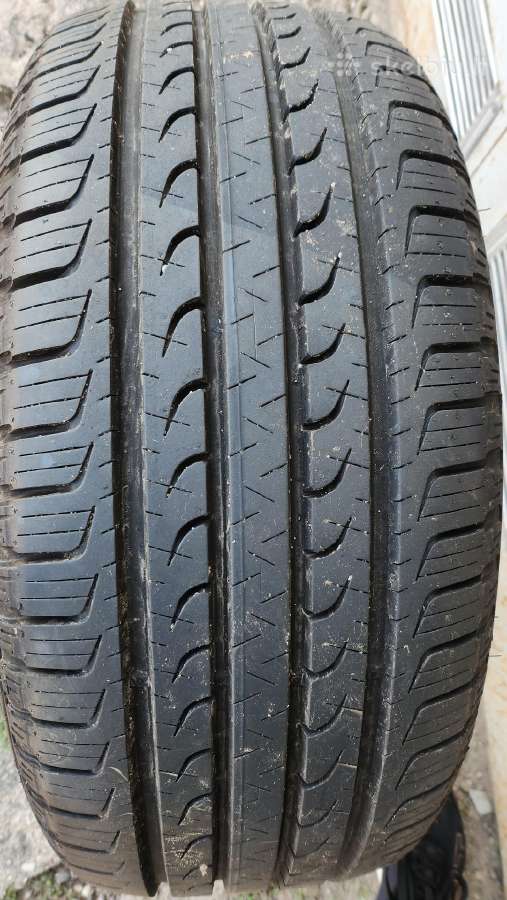 225 /50/ R17 Padangos Kumho - nuotraukos Nr. 2